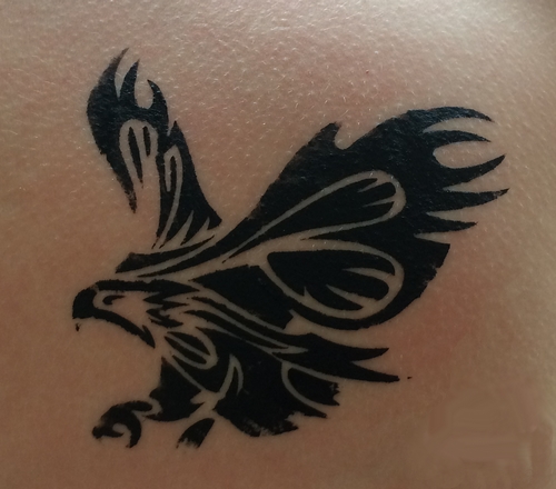 tatouage temporaire aigle